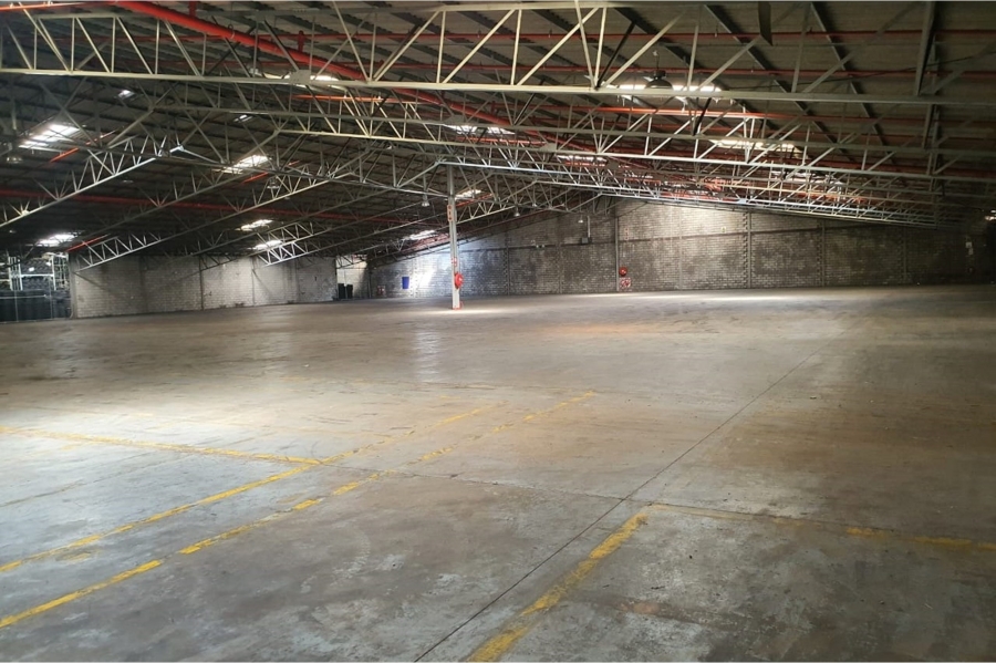 To Let commercial Property for Rent in Struandale Industrial Eastern Cape